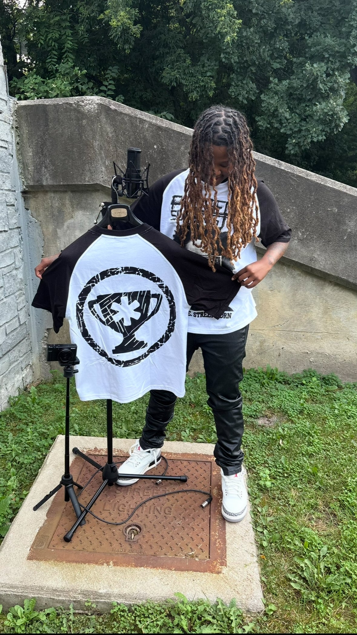 DreamRich Raglan Tee